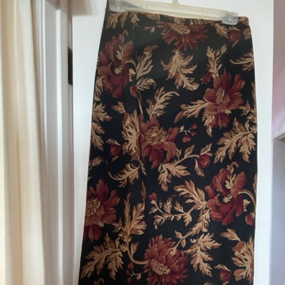 Talbots Bootlength Maroon floral skirt size 6